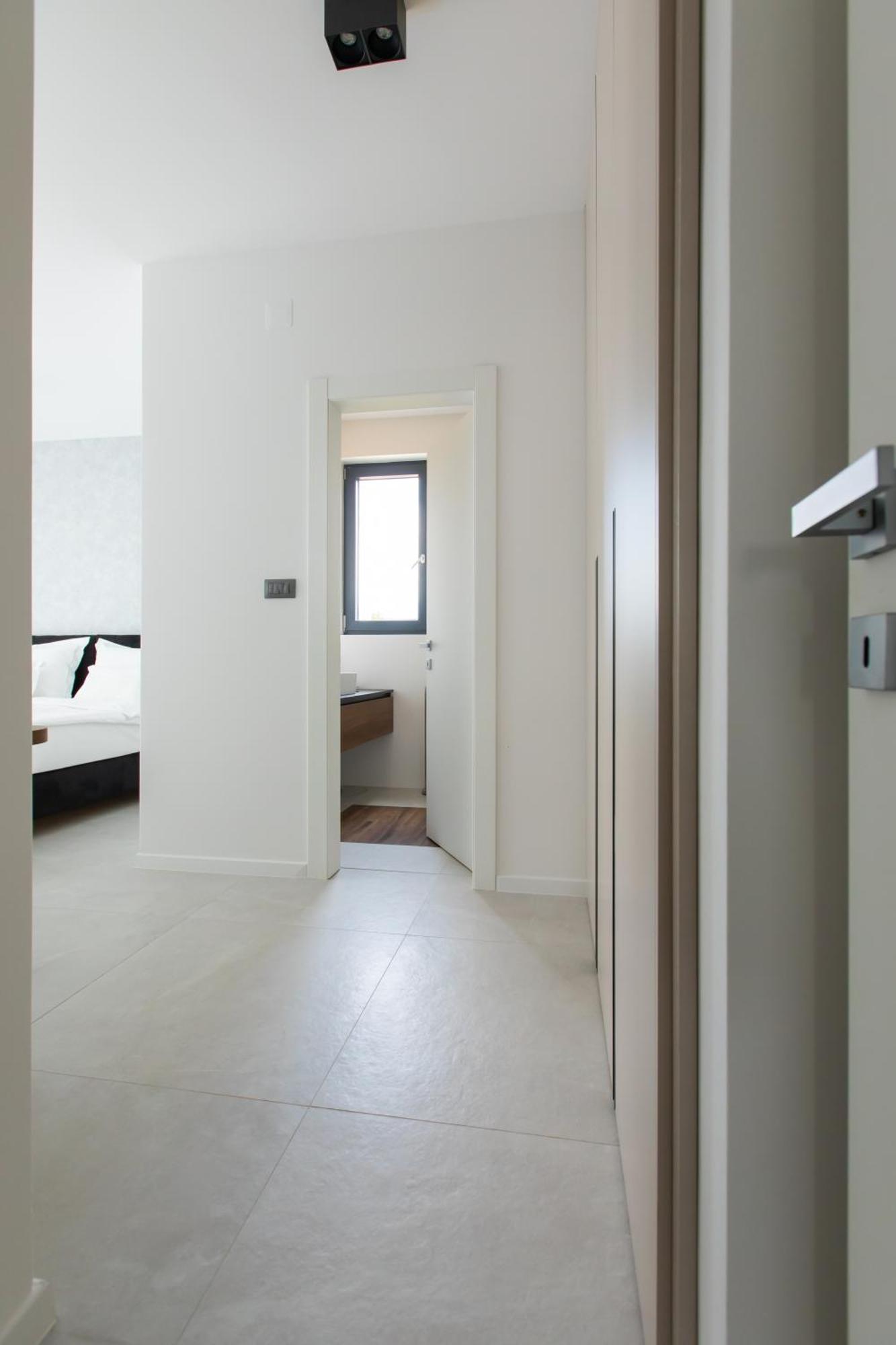 Novalja Bay Villas 部屋 写真
